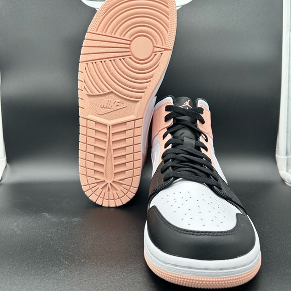 Air Jordan 1 Mid “Arctic Orange” men’s size 11.5 - Picture 4 of 6